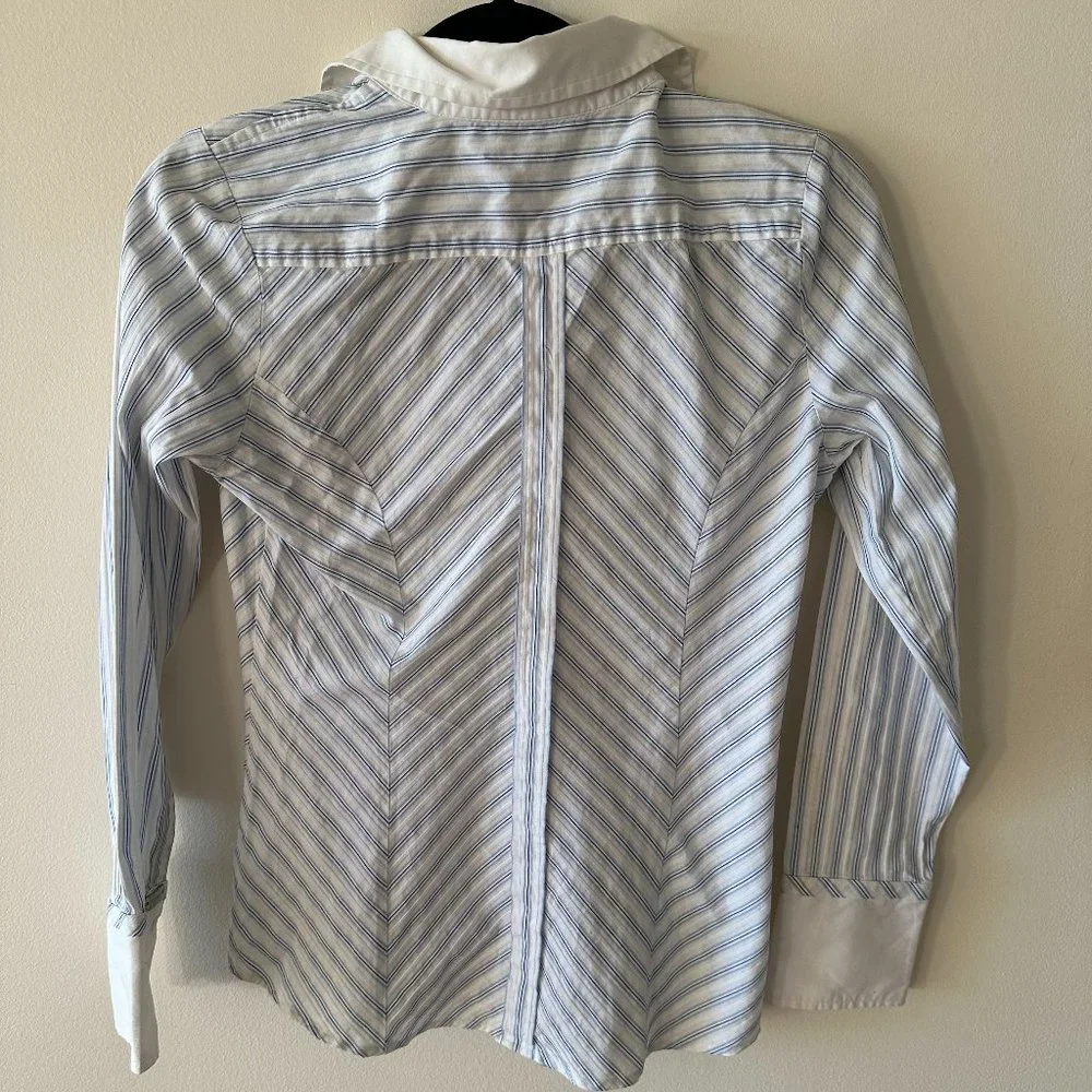 Express Essential Shirt - Picture 2 of 7